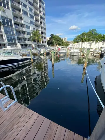 1700 NW North River Drive #51 Miami FL 33125