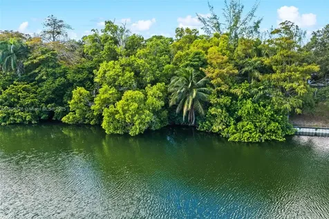14141 NW 14th Drive Miami FL 33167