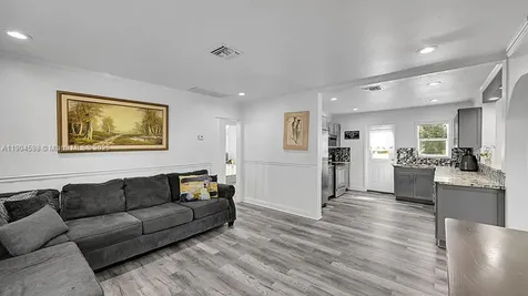 422 49th Street West Palm Beach FL 33407