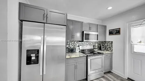 422 49th Street West Palm Beach FL 33407