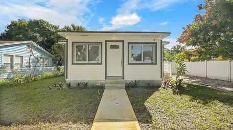 422 49th Street West Palm Beach FL 33407