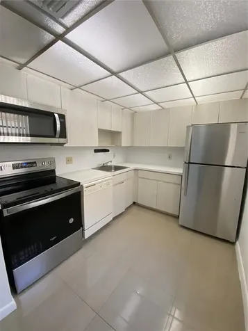8261 SW 128th Street Pinecrest FL 33156