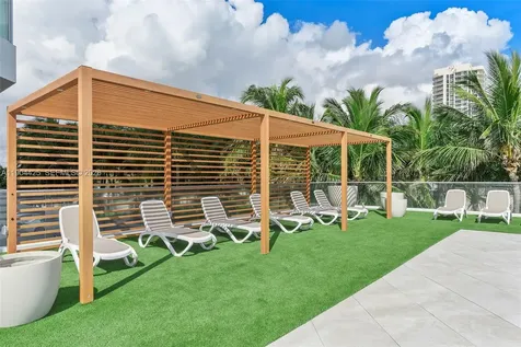 7135 Collins Avenue Miami Beach FL 33141