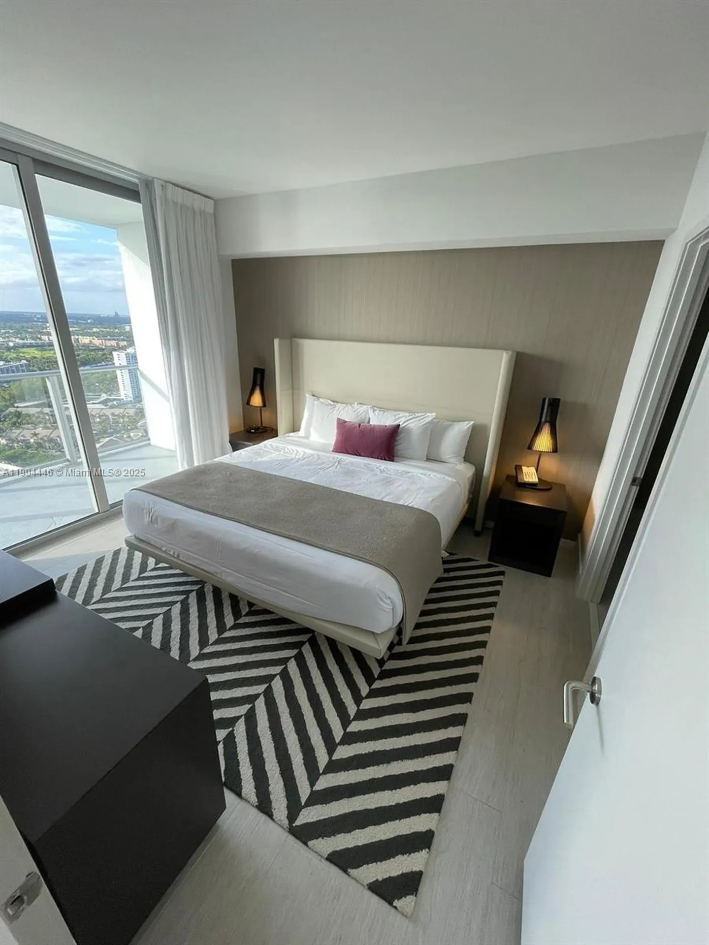 4010 S Ocean Drive Hollywood FL 33019