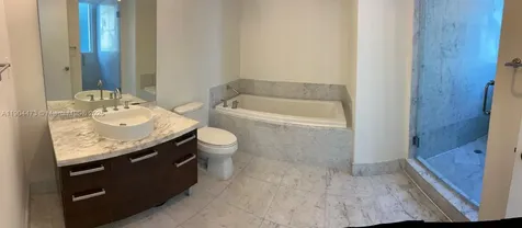 244 Biscayne Boulevard Miami FL 33132