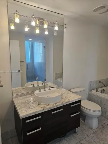 244 Biscayne Boulevard Miami FL 33132