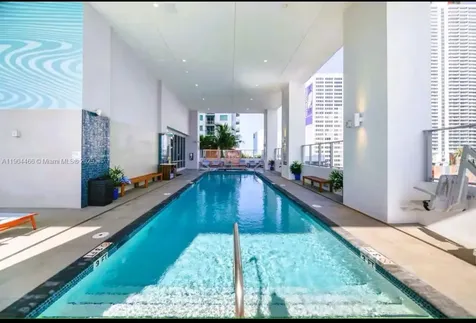 227 NE 2nd Street Miami FL 33132