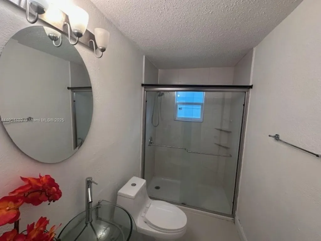 2898 NW 6th Court Fort Lauderdale FL 33311