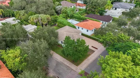 924 El Rado Street Coral Gables FL 33134