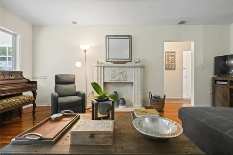 924 El Rado Street Coral Gables FL 33134