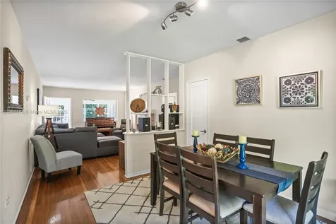 924 El Rado Street Coral Gables FL 33134