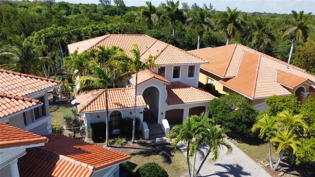 18704 SW 76th Court Cutler Bay FL 33157