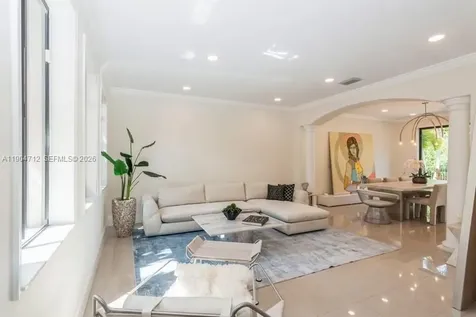 18704 SW 76th Court Cutler Bay FL 33157