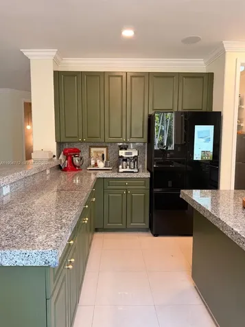 18704 SW 76th Court Cutler Bay FL 33157