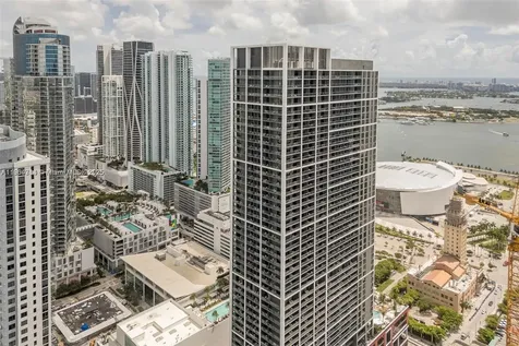 159 NE 6th Street Miami FL 33132