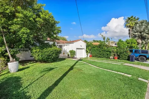 8826 Emerson Avenue Surfside FL 33154