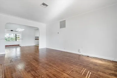 8826 Emerson Avenue Surfside FL 33154