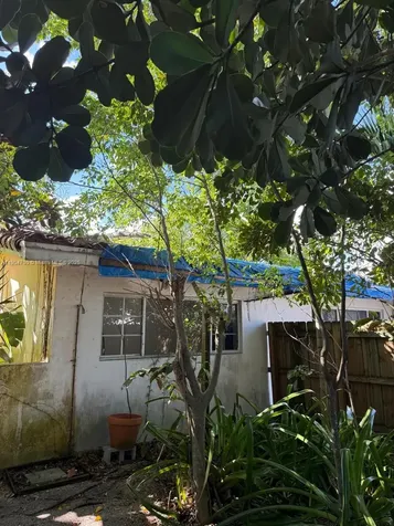 5600 SW 74th Court Miami FL 33143