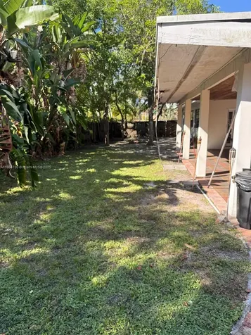 5600 SW 74th Court Miami FL 33143