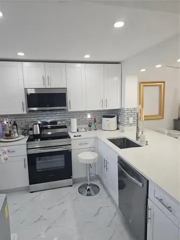 3910 Inverrary Boulevard Lauderhill FL 33319