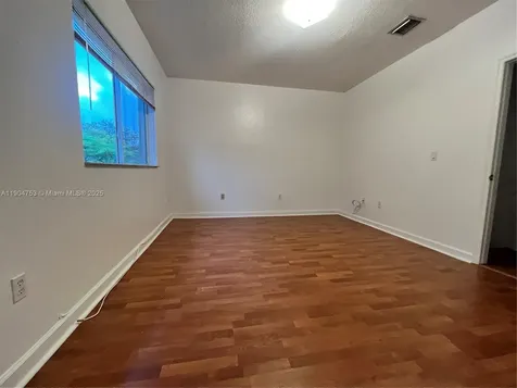 8564 SW 214th Way Cutler Bay FL 33189