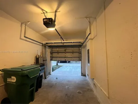8564 SW 214th Way Cutler Bay FL 33189
