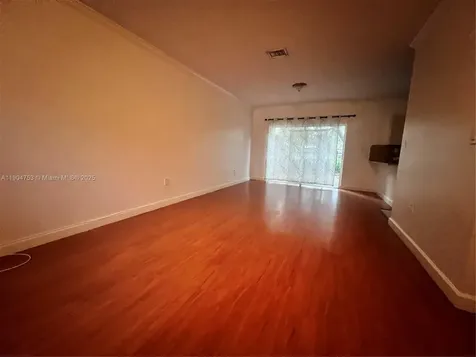 8564 SW 214th Way Cutler Bay FL 33189