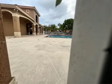 8564 SW 214th Way Cutler Bay FL 33189