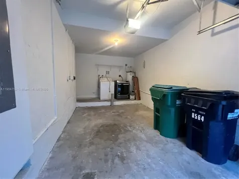 8564 SW 214th Way Cutler Bay FL 33189