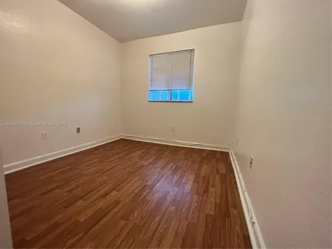 8564 SW 214th Way Cutler Bay FL 33189