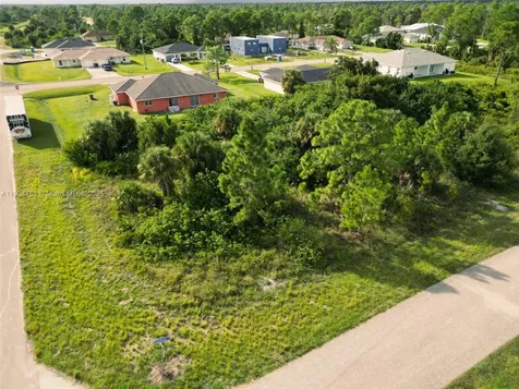 936-938 Countess Avenue Lehigh Acres FL 33974