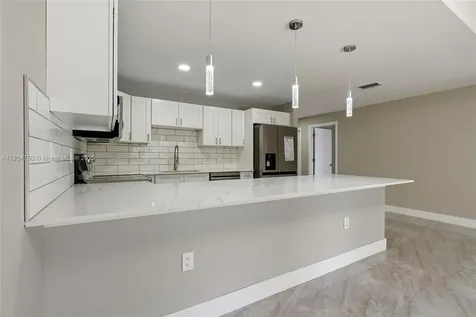 936-938 Countess Avenue Lehigh Acres FL 33974
