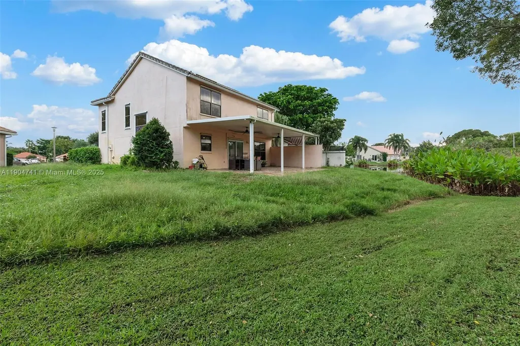 18916 Red Coral Way Boca Raton FL 33498