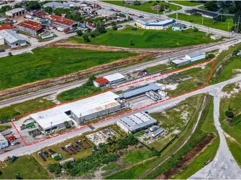 901 NW 9th Street Belle Glade FL 33430