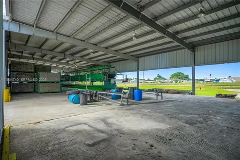 901 NW 9th Street Belle Glade FL 33430