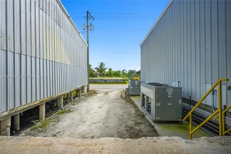 901 NW 9th Street Belle Glade FL 33430