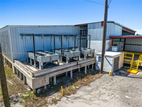 901 NW 9th Street Belle Glade FL 33430