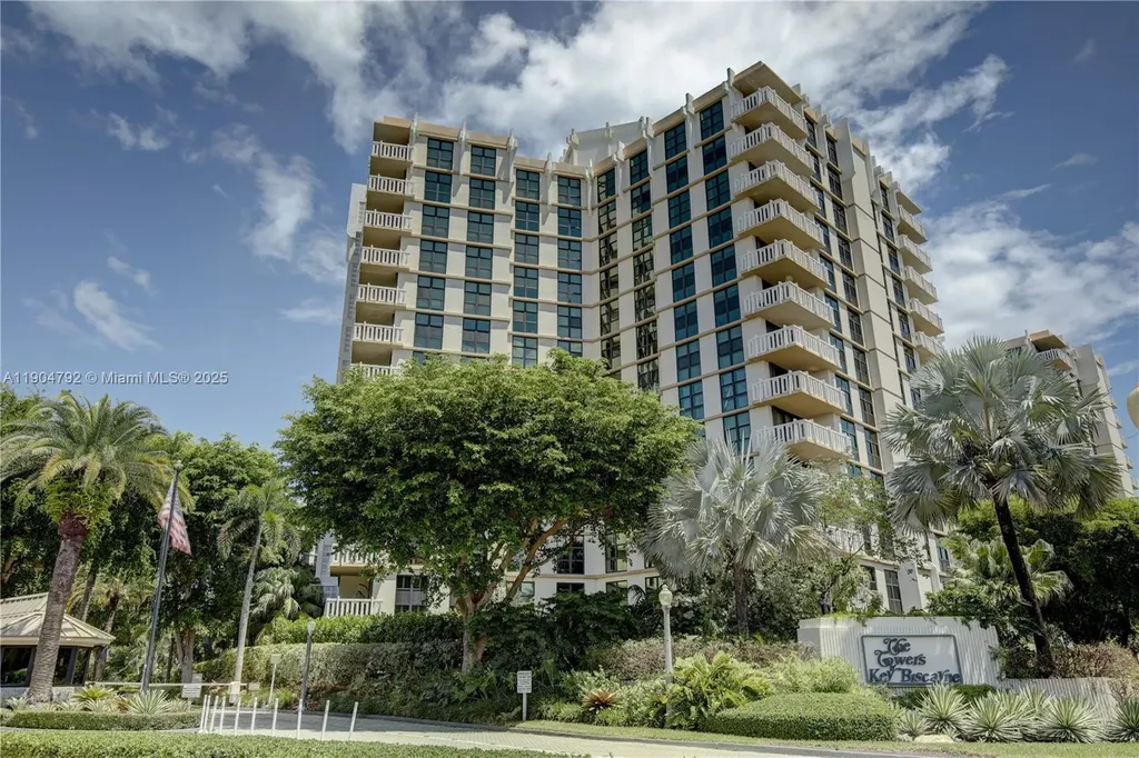 1121 Crandon Boulevard Key Biscayne FL 33149