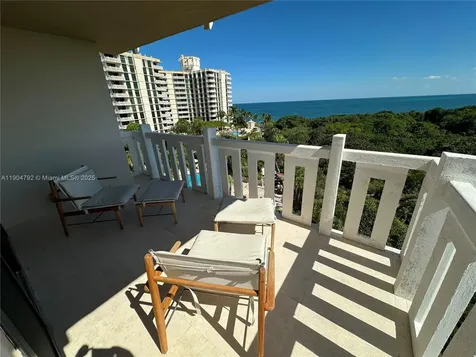 1121 Crandon Boulevard Key Biscayne FL 33149