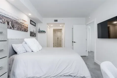 3370 Hidden Bay Drive Aventura FL 33180