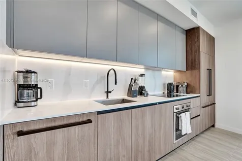 580 72nd Street Miami Beach FL 33141