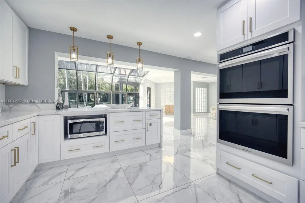 1030 SW 14th Terrace Fort Lauderdale FL 33312