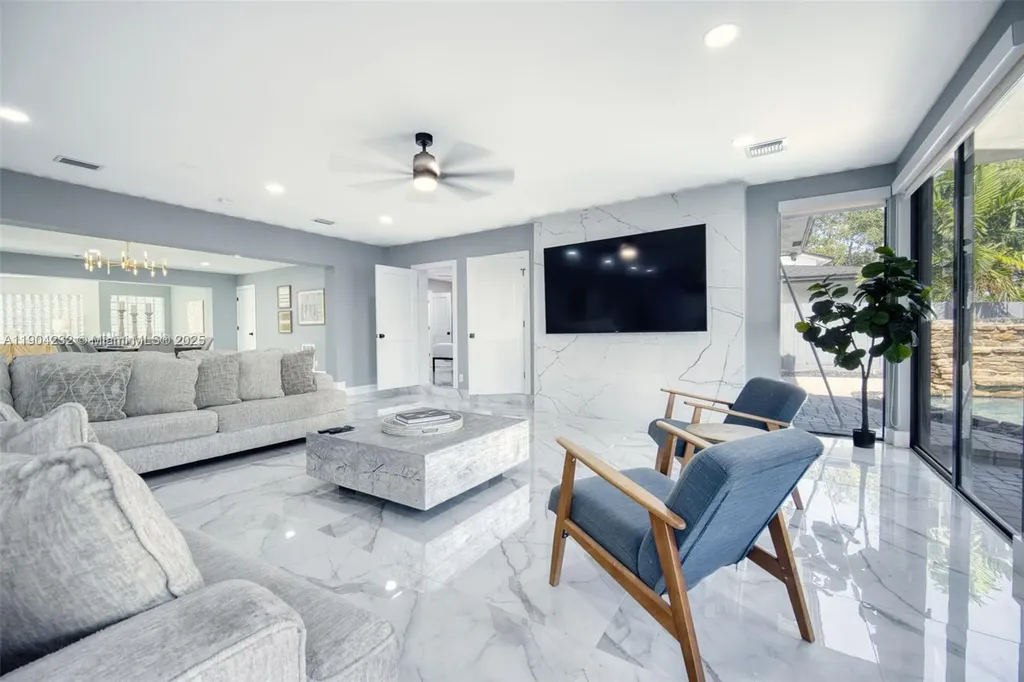 1030 SW 14th Terrace Fort Lauderdale FL 33312
