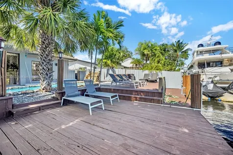 1030 SW 14th Terrace Fort Lauderdale FL 33312