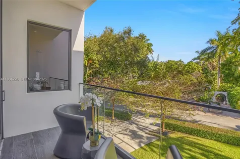 3764 Carmen Court Miami FL 33133