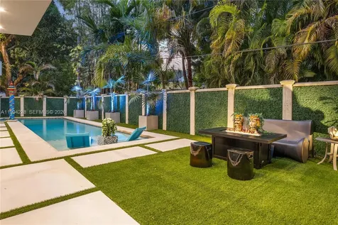 3764 Carmen Court Miami FL 33133