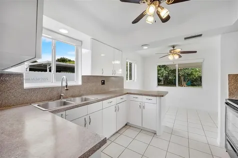 10250 Pan American Drive Cutler Bay FL 33189