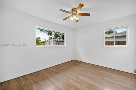 10250 Pan American Drive Cutler Bay FL 33189