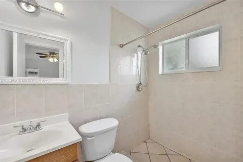 10250 Pan American Drive Cutler Bay FL 33189