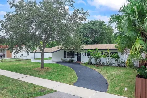 10250 Pan American Drive Cutler Bay FL 33189